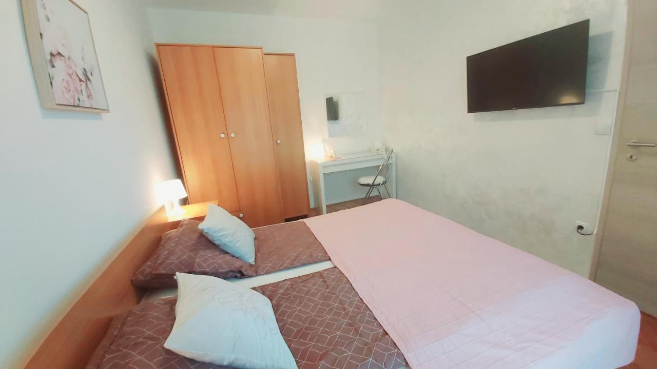 Apartments Lidija Umag Exterior foto